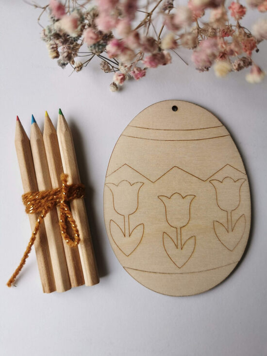 Medinis spalvinamas kiaušinis