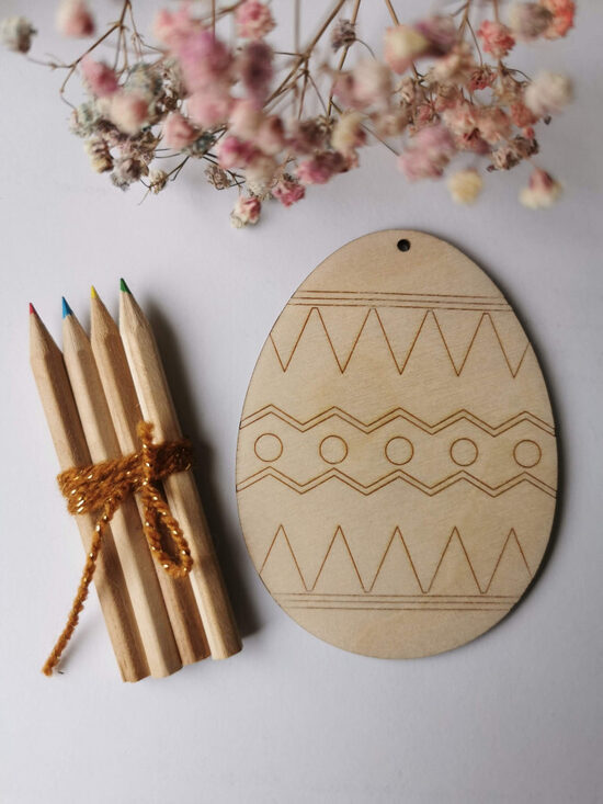 Medinis spalvinamas kiaušinis